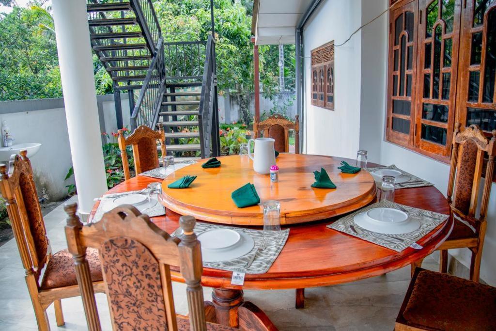 Healand Holiday Bungalow And Restaurant Deniyaya Bagian luar foto