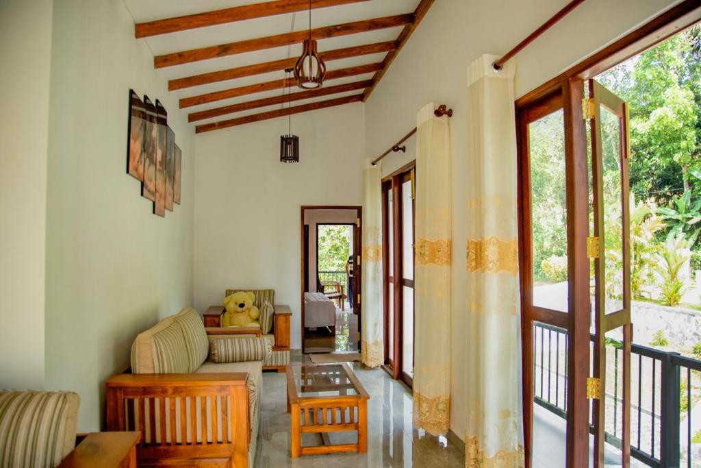Healand Holiday Bungalow And Restaurant Deniyaya Bagian luar foto