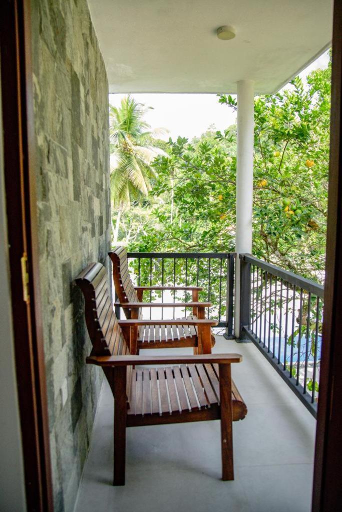 Healand Holiday Bungalow And Restaurant Deniyaya Bagian luar foto