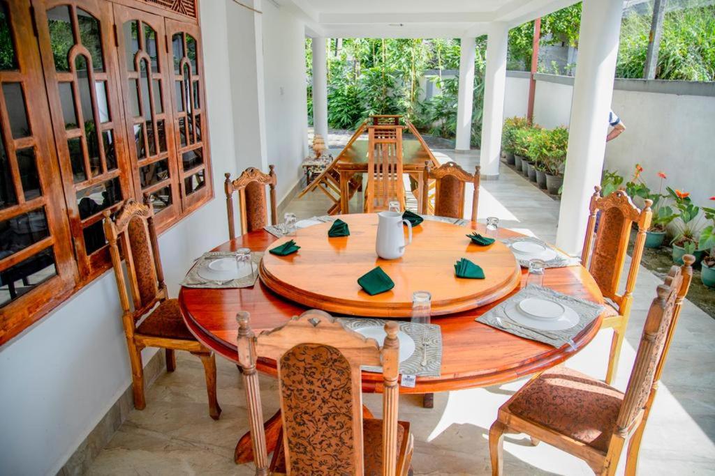 Healand Holiday Bungalow And Restaurant Deniyaya Bagian luar foto